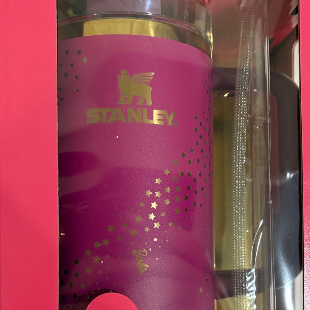 Stanley Barbie Pink Tumbler- SuperStar Barbie - Picture 6 of 9